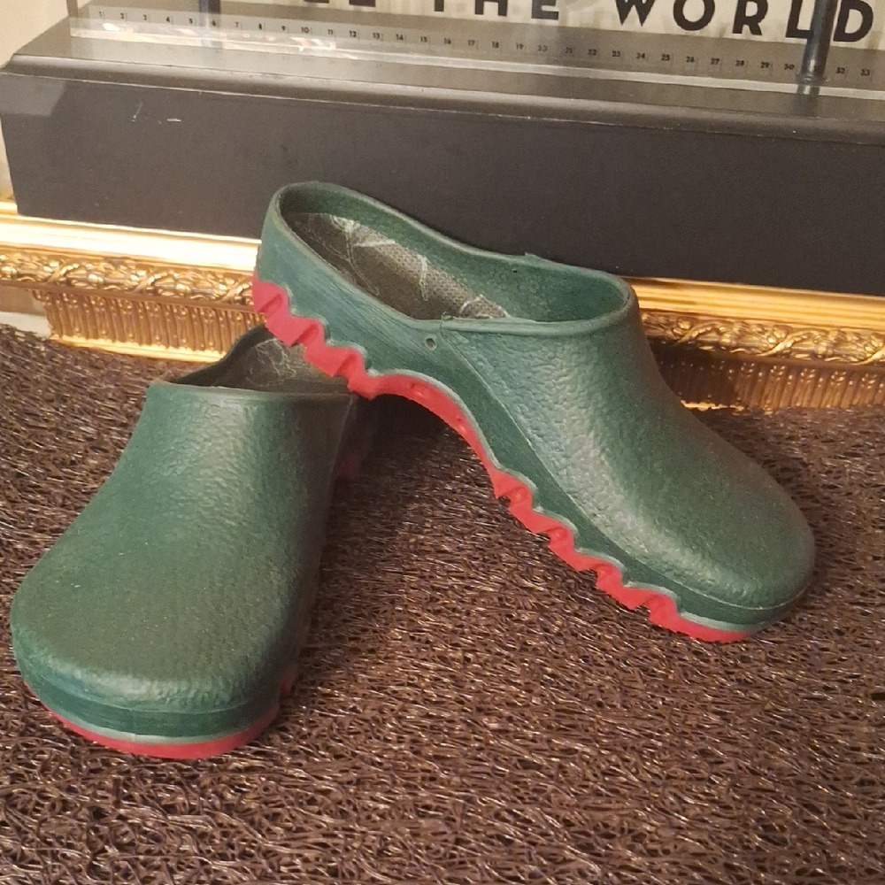 Parkside Clogs